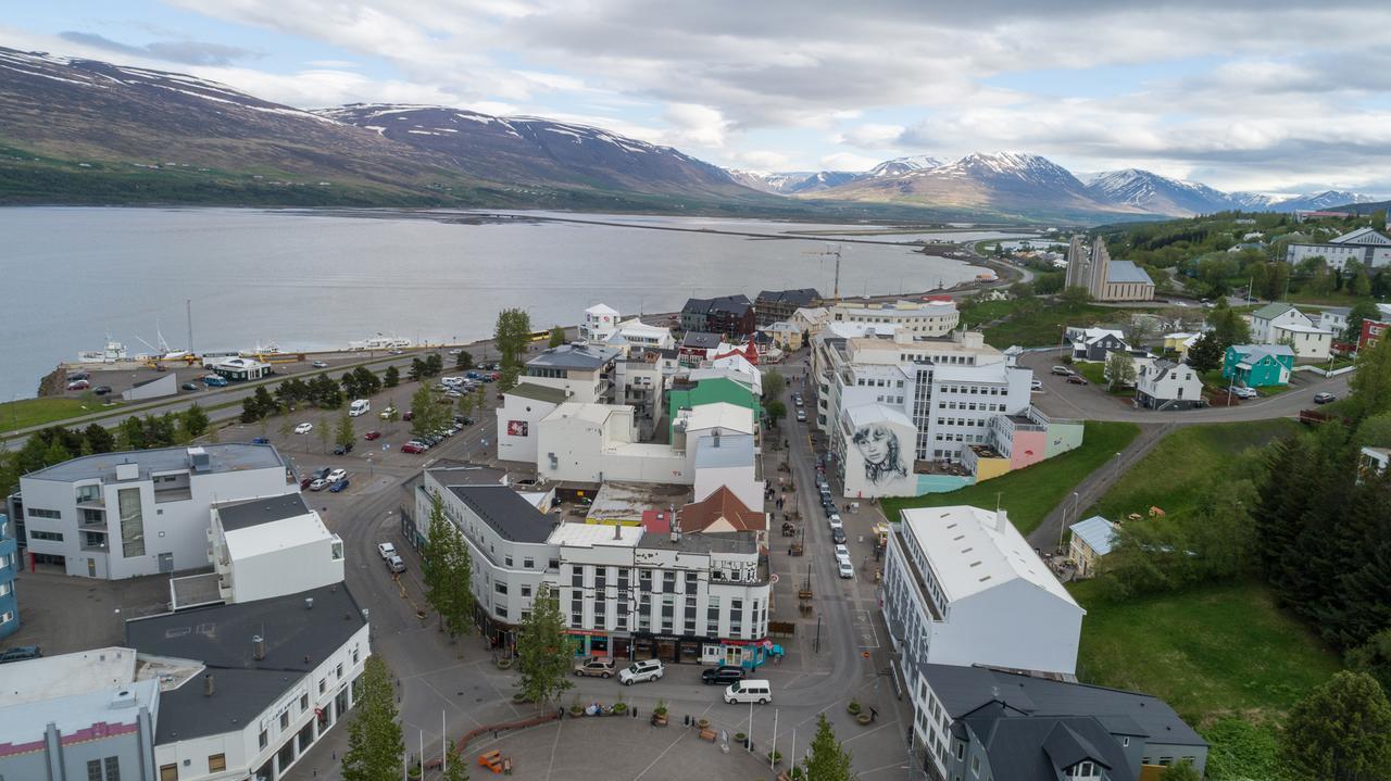 Town Square Guesthouse Akureyri Exterior photo